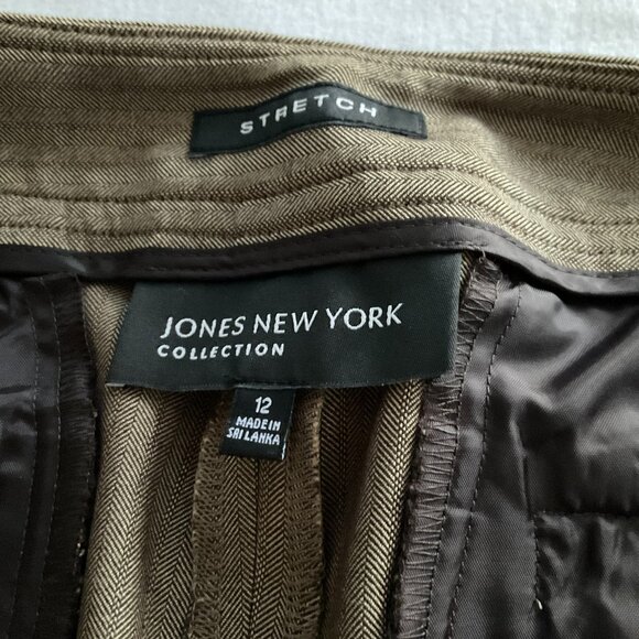 Jones NY Brown blend 2-piece Pant Suit.  Size 10 Jacket. Size 12 Pants. - Picture 12 of 12